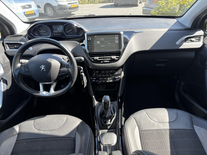 Peugeot 2008 1.2 PureTech Allure |Cruise|Climate| — photo 4