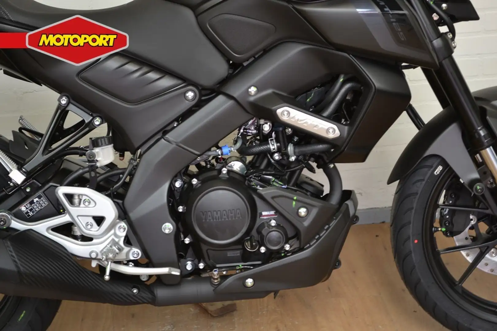 Yamaha MT-125 Zwart - 2