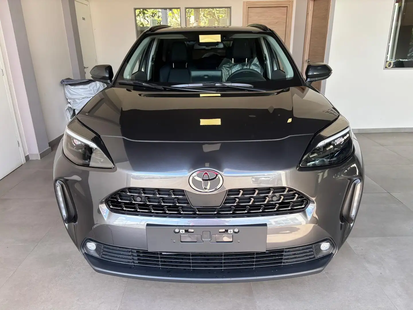 Toyota Yaris Cross Yaris Cross 1.5h Lounge fwd 130cv e-cvt Grigio - 1