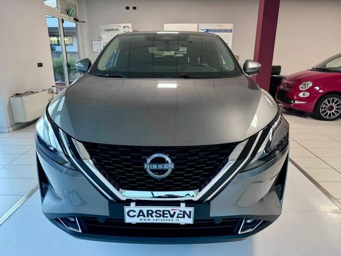 Nissan Qashqai 1.3 mhev N-Connecta 2wd 158cv xtronic Silber - 2