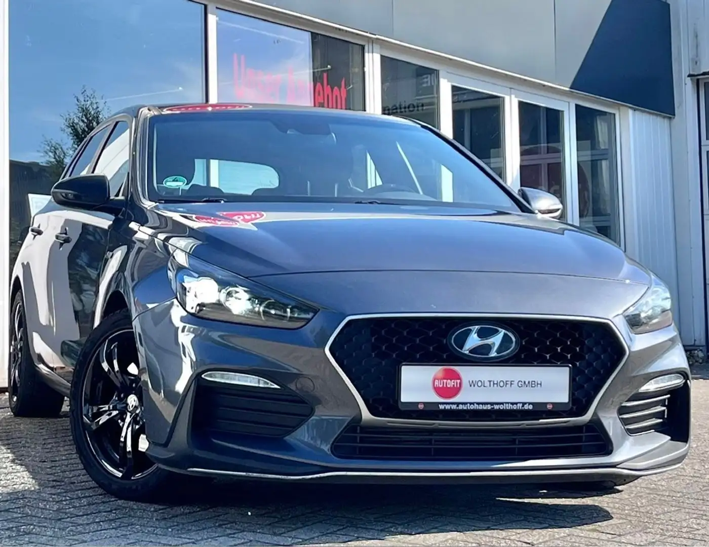 Hyundai i30 1.4 T-GDI  N- Line Grau - 2