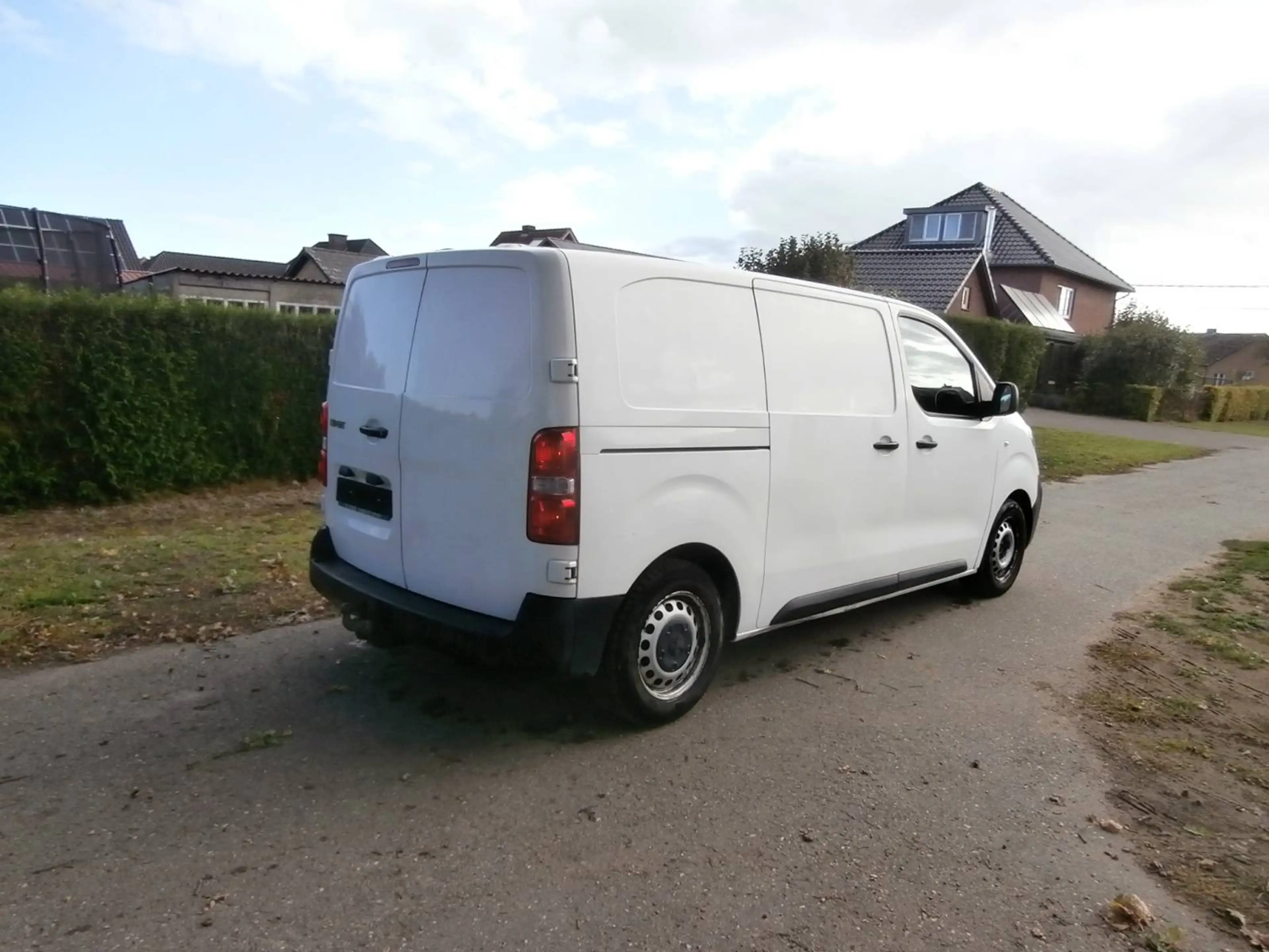 Peugeot Expert 1.6 BlueHDi L2 airco cruise control navigatie — photo 5