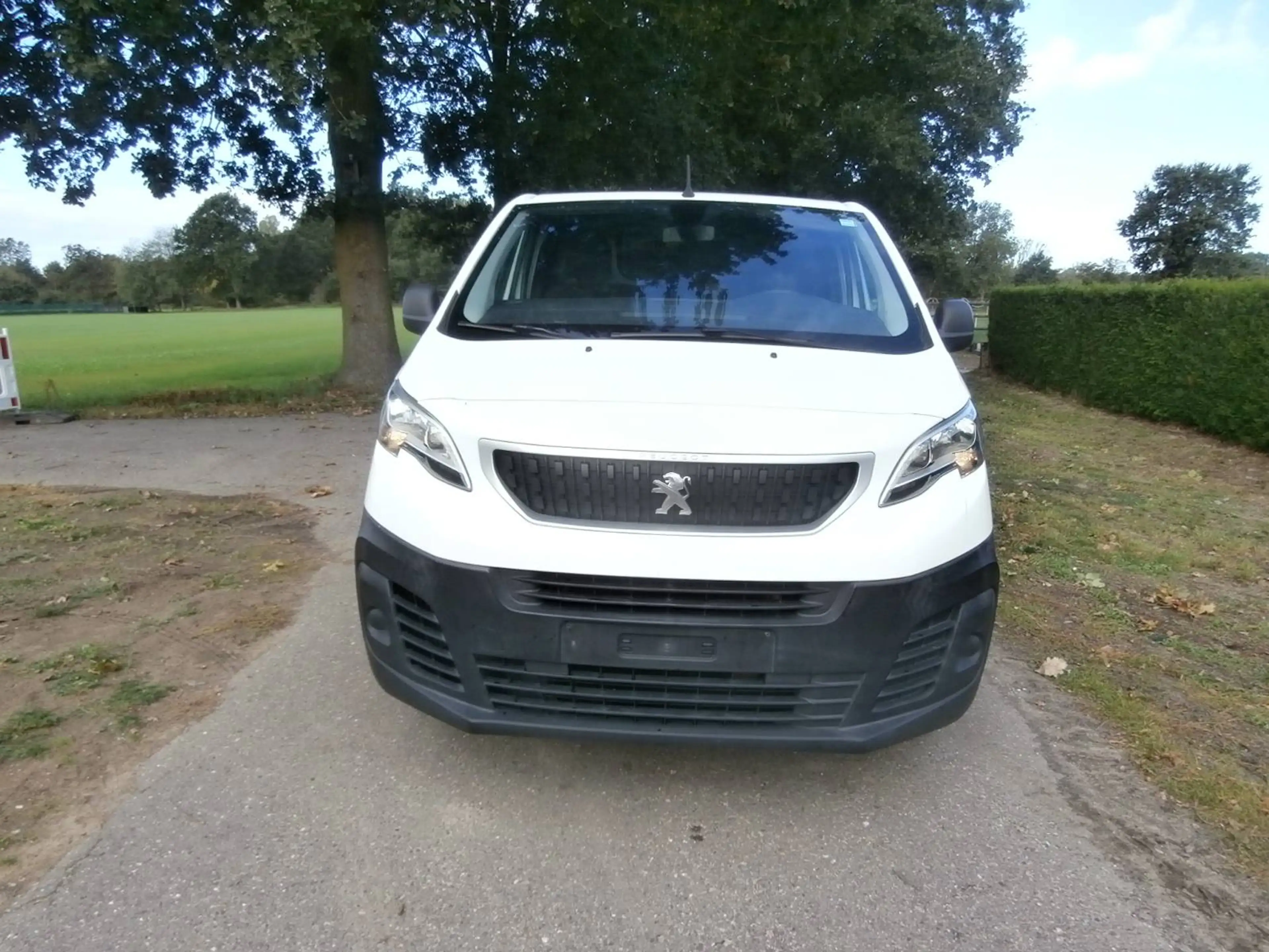 Peugeot Expert 1.6 BlueHDi L2 airco cruise control navigatie — photo 2