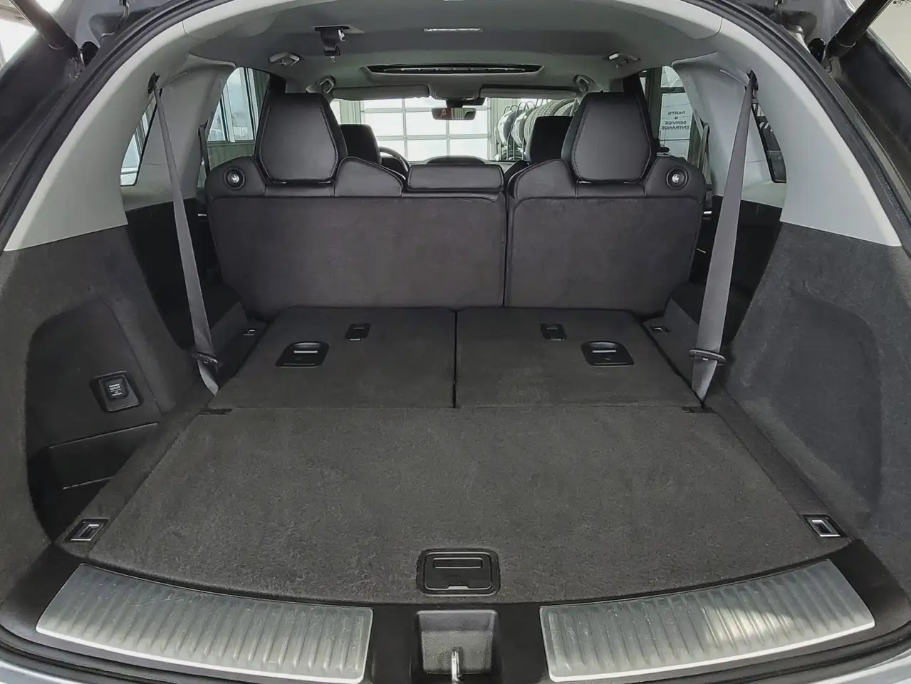 Acura MDX снимка Acura MDX