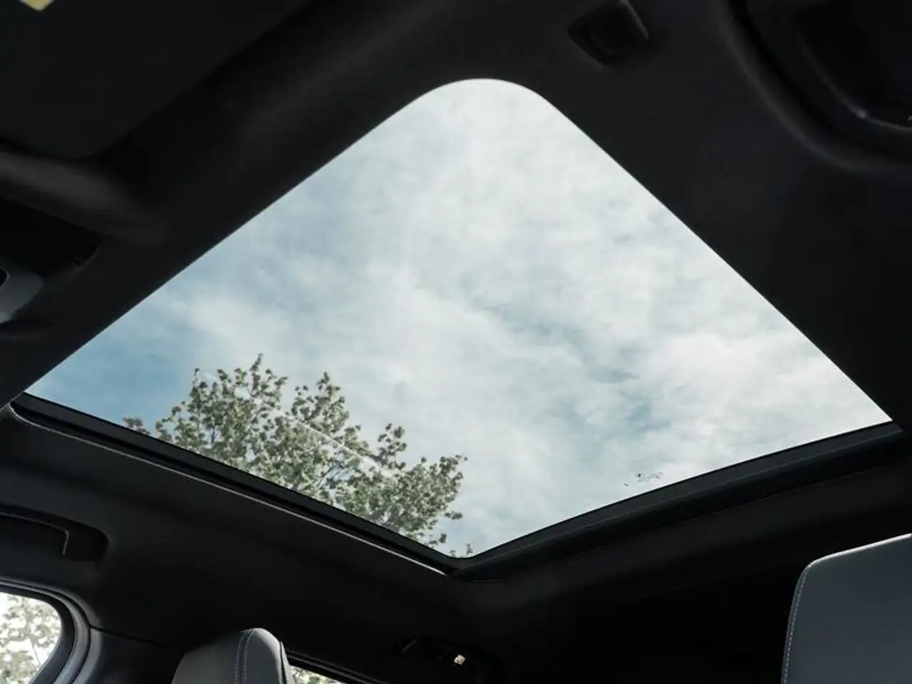BMW X2 снимка BMW X2