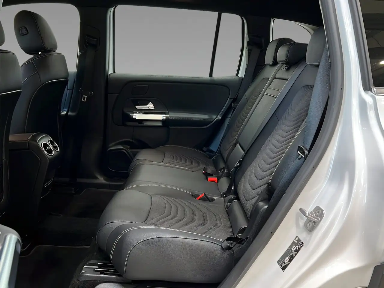 Mercedes-Benz EQB 350 4MATIC PROGRESSIVE+LED+Kamera+LrHz+TotW 10