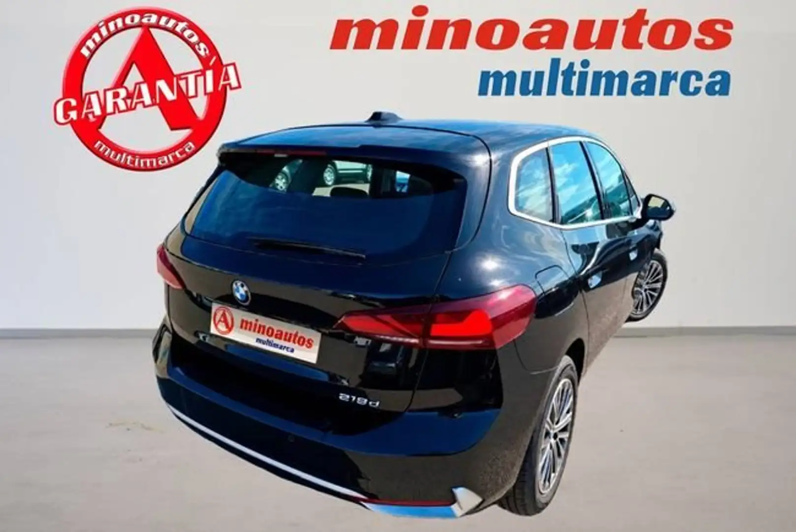BMW 218 218D 150 CV BUSINESS DESIGN Negro - 2