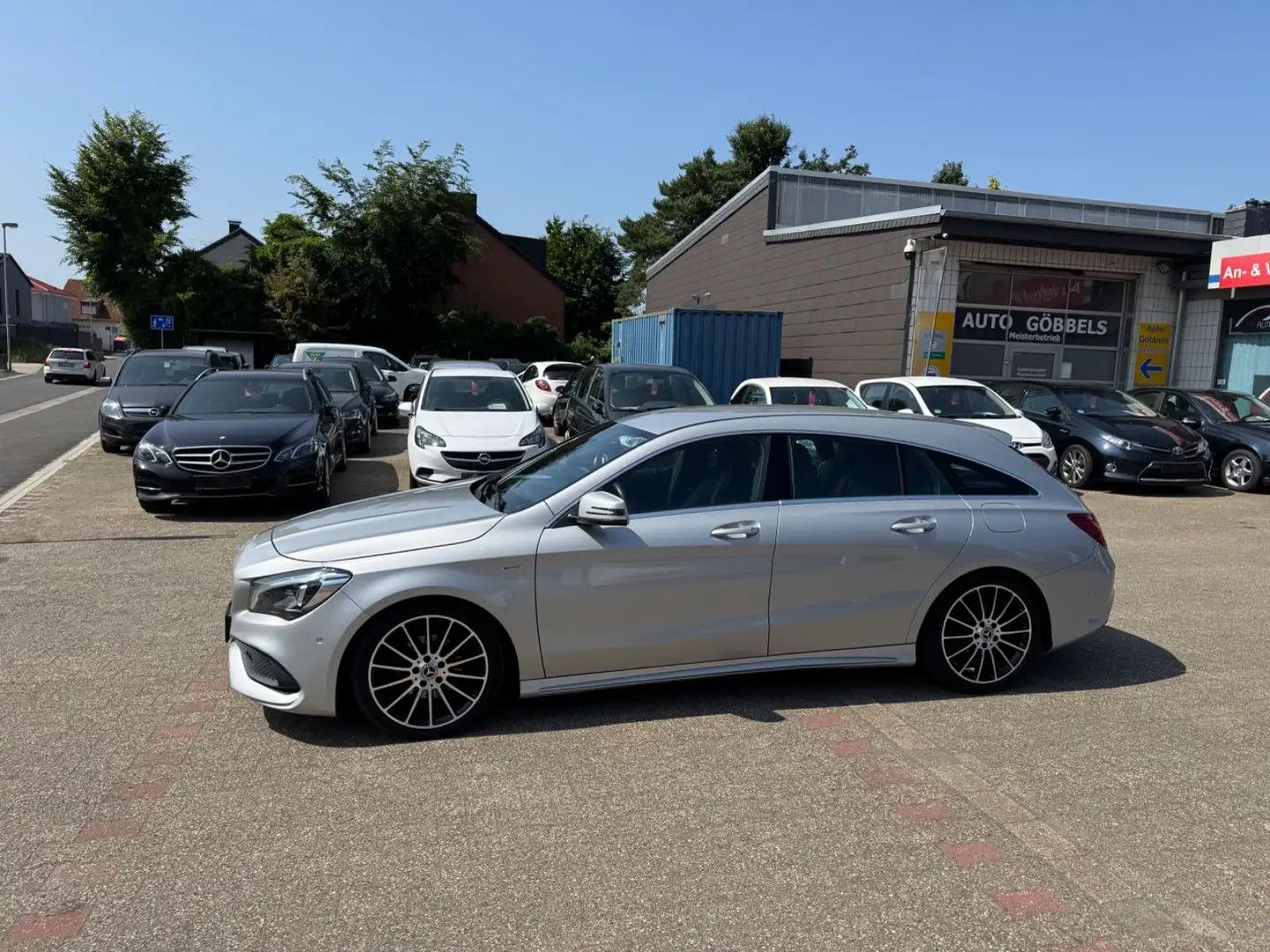 Mercedes-Benz CLA 180 Peak AMG PAK Kamera LED Kamera Sitzhz Stříbrná - 2