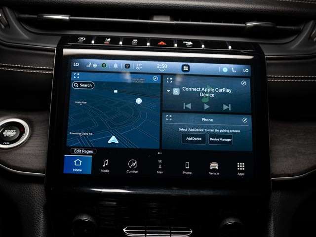 used 2023 Jeep Grand Cherokee car, priced at $32,900
