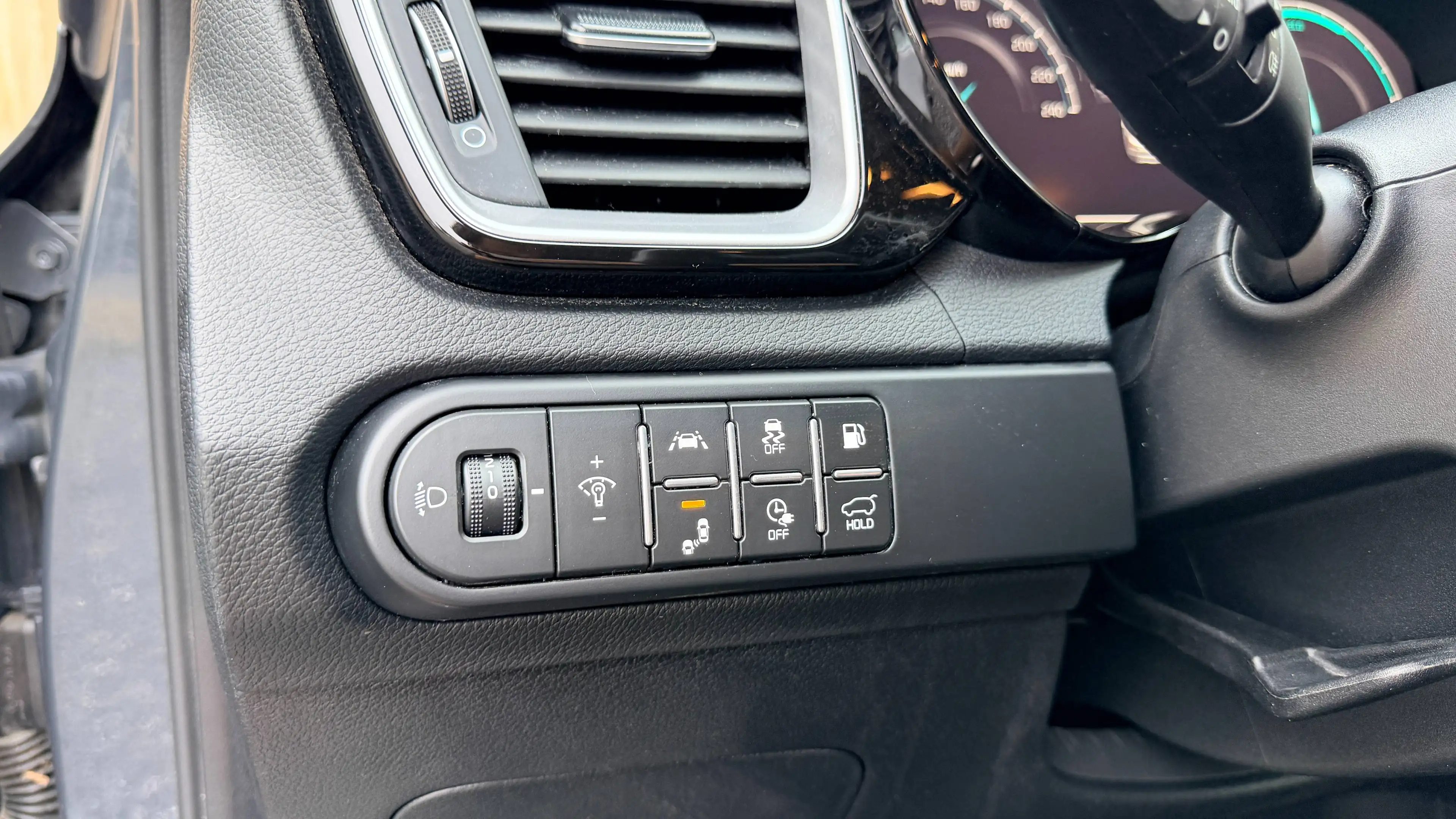 Kia XCeed XCeed PHEV 1.6 GDi Sense DCT — photo 18