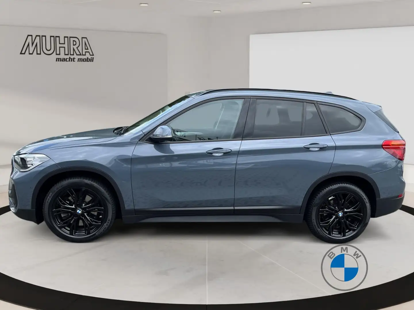 BMW X1 sDrive20i Automatik Navigation Sitzhzg. DAB Сірий - 2