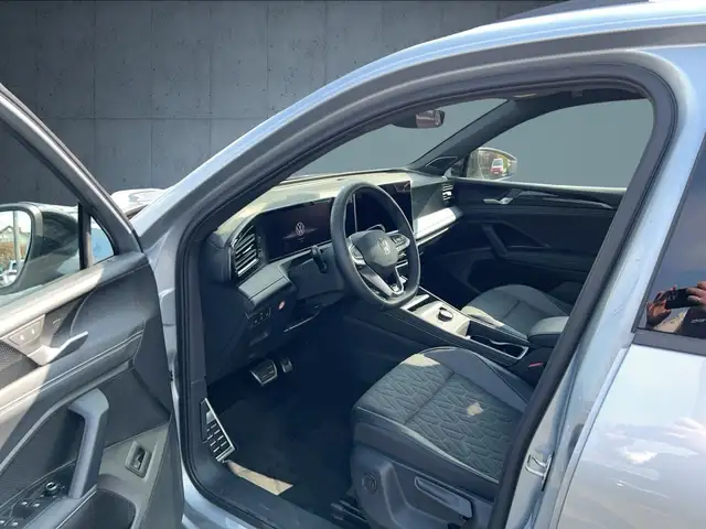 Volkswagen Tiguan view 9