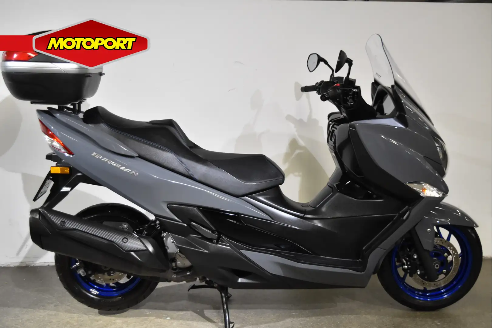 Suzuki Burgman 400 AN - 1