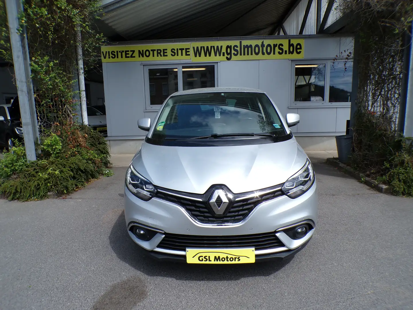 Renault Grand Scenic 1.7BluedCi 120cv Automatique 7pl. Airco GPS Cruise Argent - 2