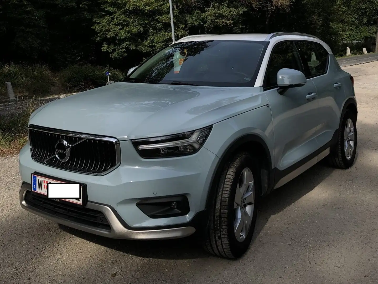 Volvo XC40 XC40 T3 Momentum Momentum Blau - 1