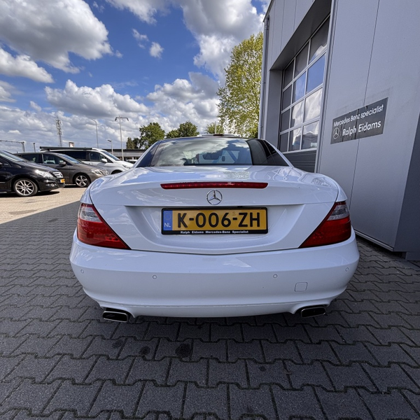Mercedes-Benz SLK 200 *cabrio, pano* CarbonLOOK Ed. — photo 22