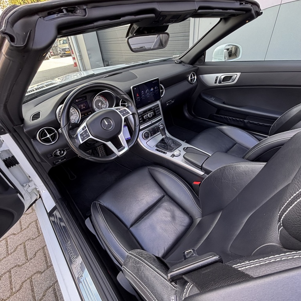 Mercedes-Benz SLK 200 *cabrio, pano* CarbonLOOK Ed. — photo 12