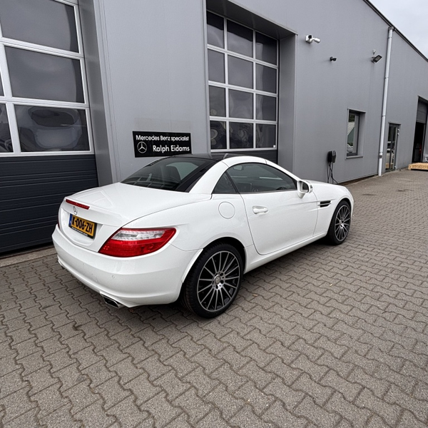 Mercedes-Benz SLK 200 *cabrio, pano* CarbonLOOK Ed. — photo 5