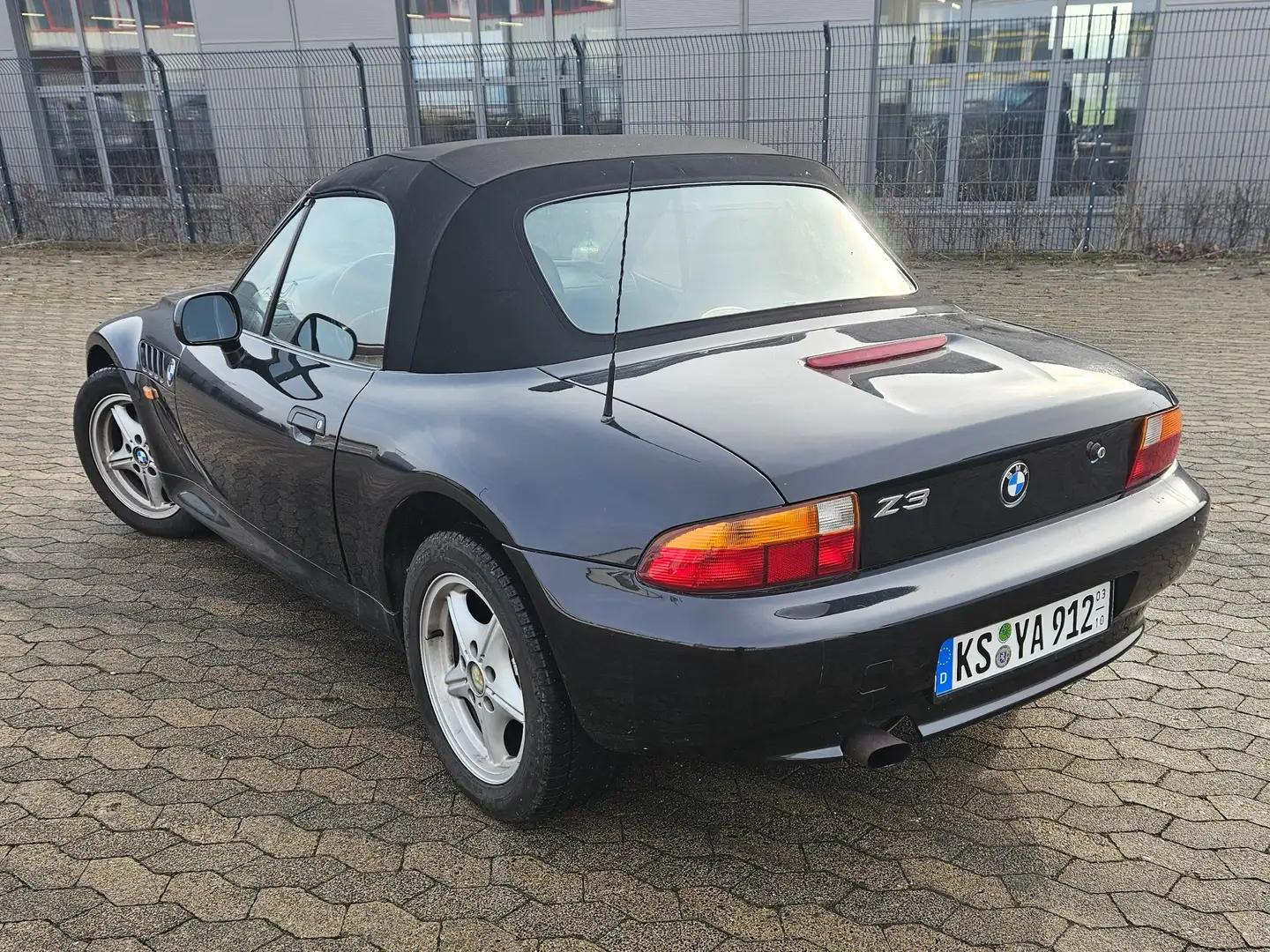 BMW Z3 Z3 roadster 1.8 Schwarz - 2