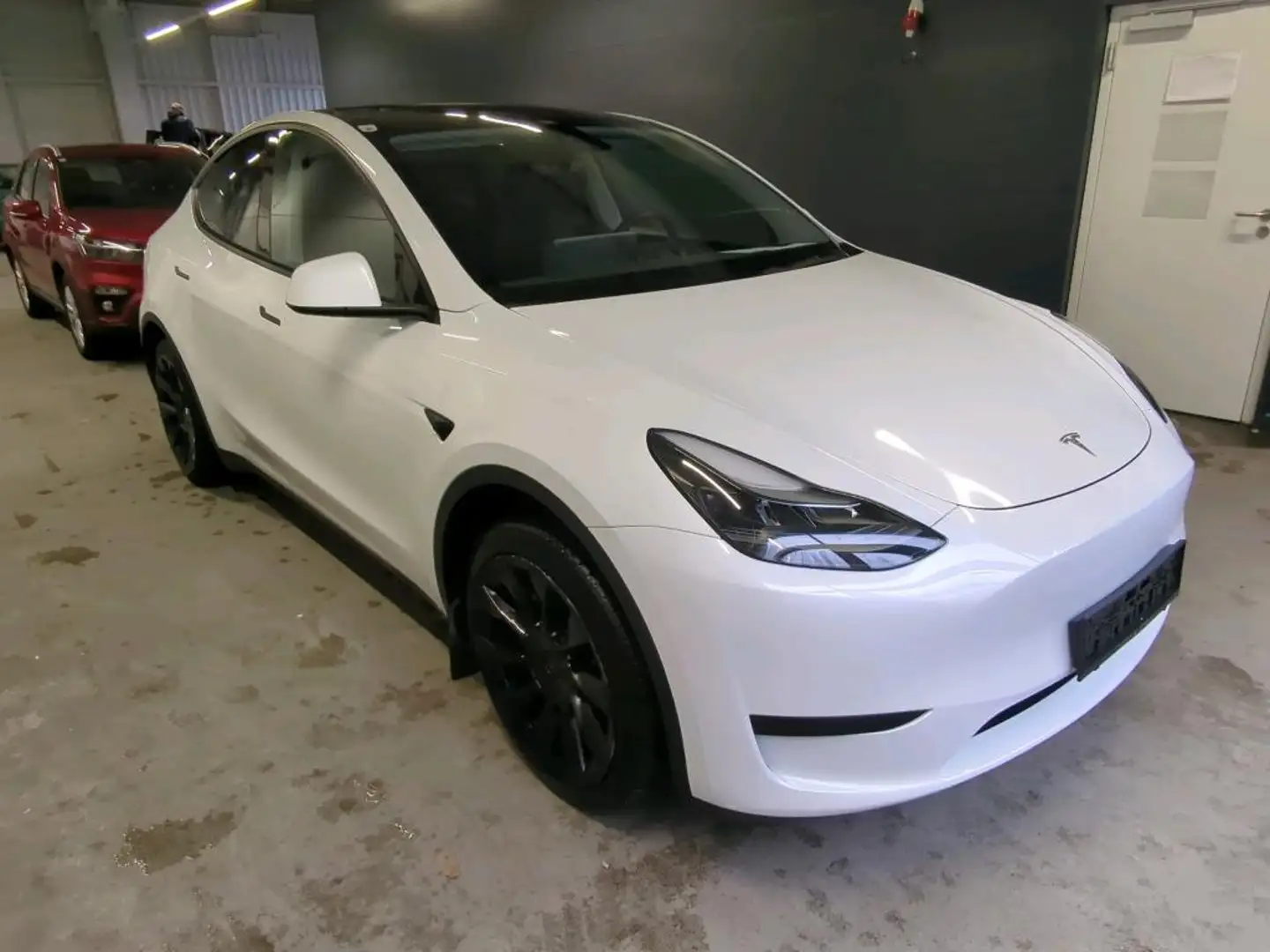 Tesla Model Y 75kWh RWD Weiß - 1