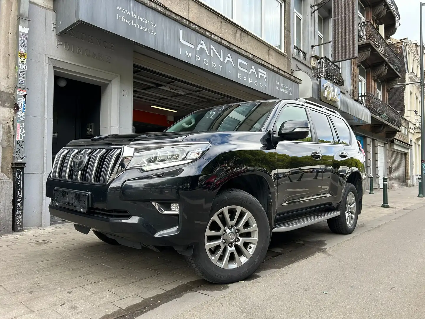 Toyota Land Cruiser Landcruiser 2.8D-4D Premium A/T Noir - 1
