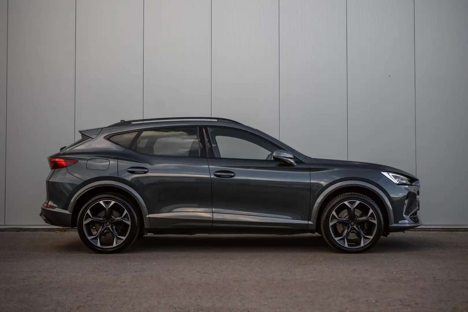 CUPRA Formentor 1.4 e-Hybrid VZ Performance Gris - 2