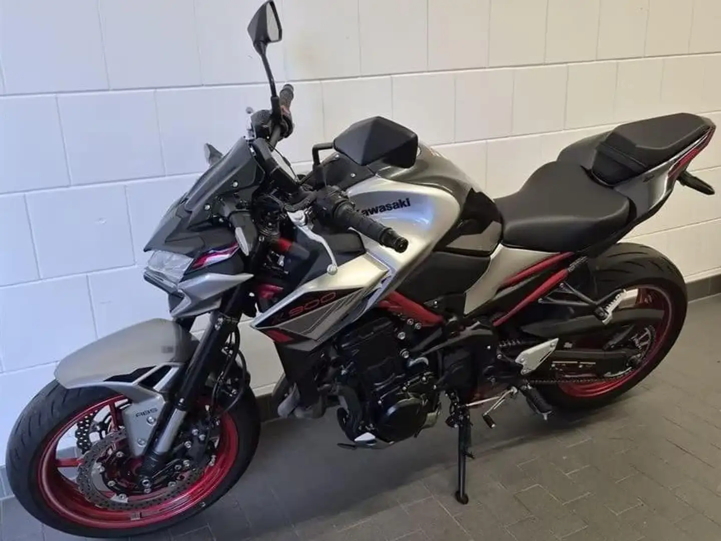 Kawasaki Z 900 BODIS Rosso - 2