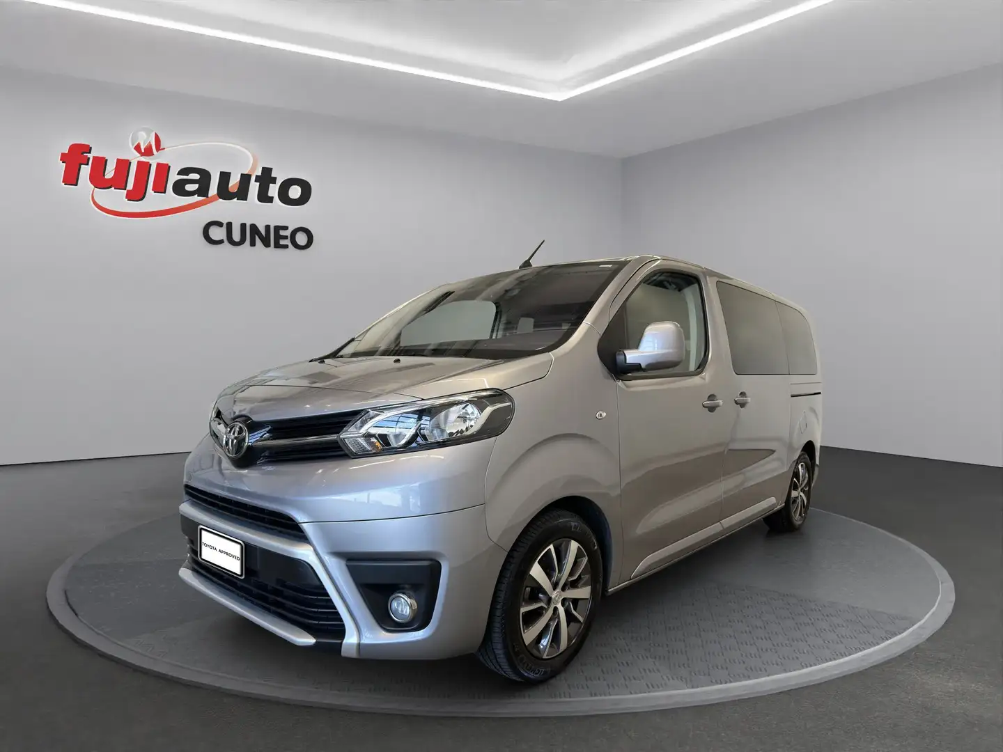 Toyota Proace Proace Verso 2.0d 144cv S&S L1 Executive 5p 8p.ti E6d Argent - 1