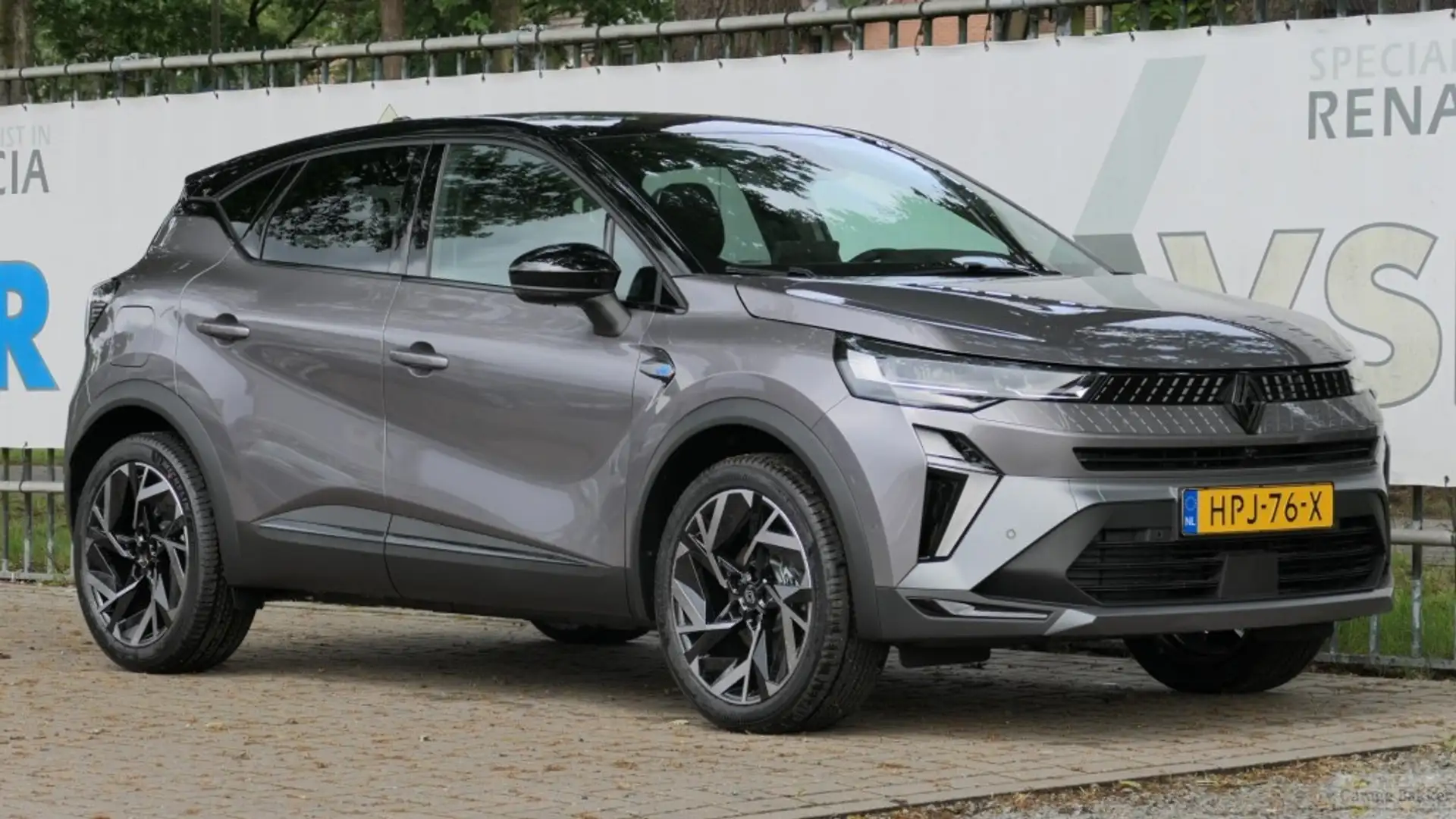 Renault Captur 1.6 145 HEV esprit Alpine Gris - 1