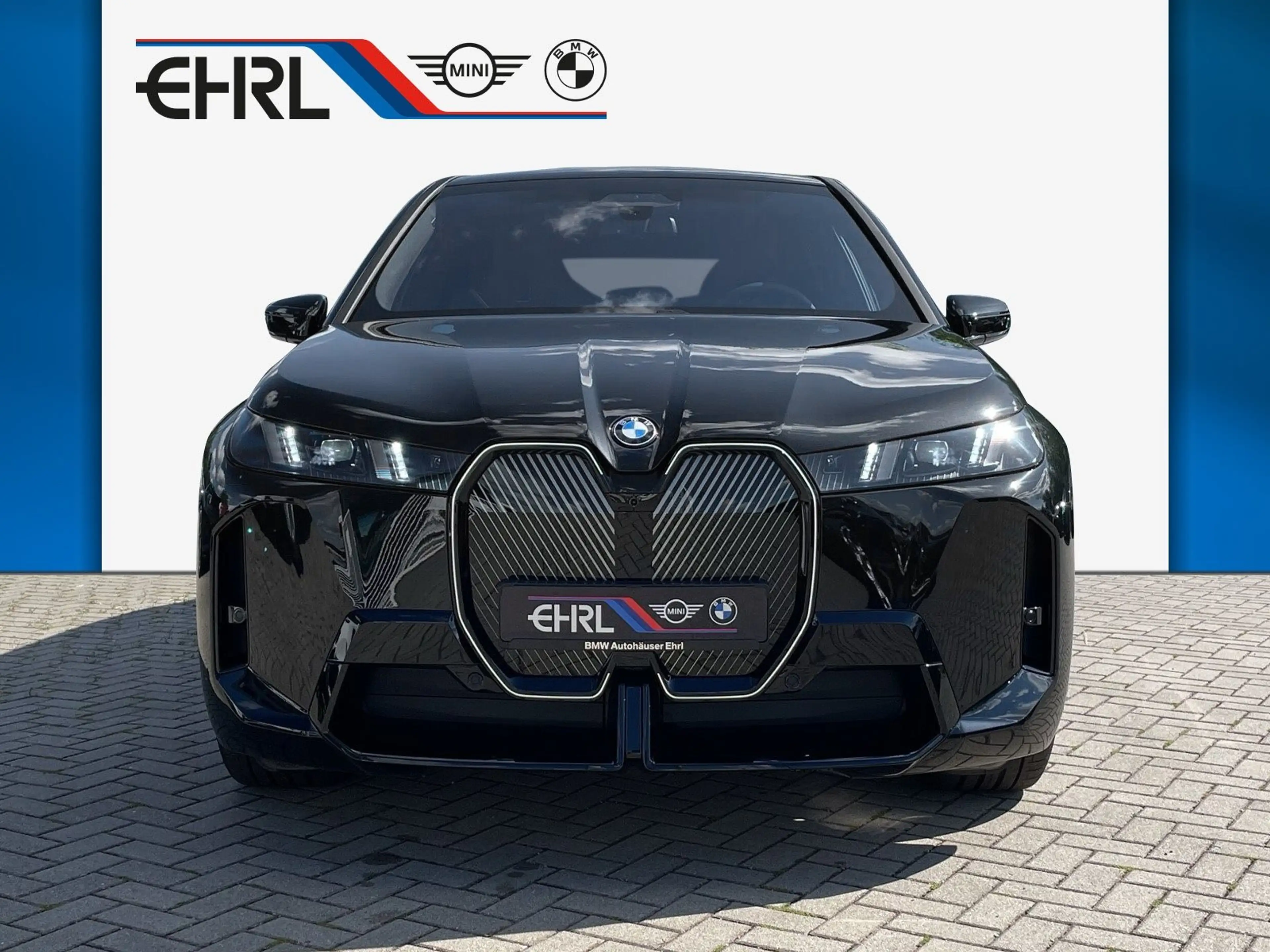 BMW iX xDrive45 M Sport AHK HUD DA Prof UPE:104.815€ — photo 2