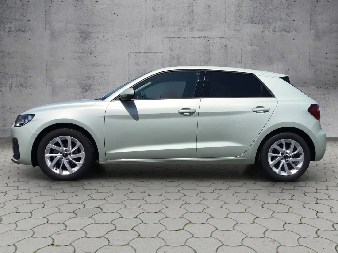 Audi A1 Sportback advanced 25 TFSI S-tronic 2-Zonen/SHZ K Silber - 2