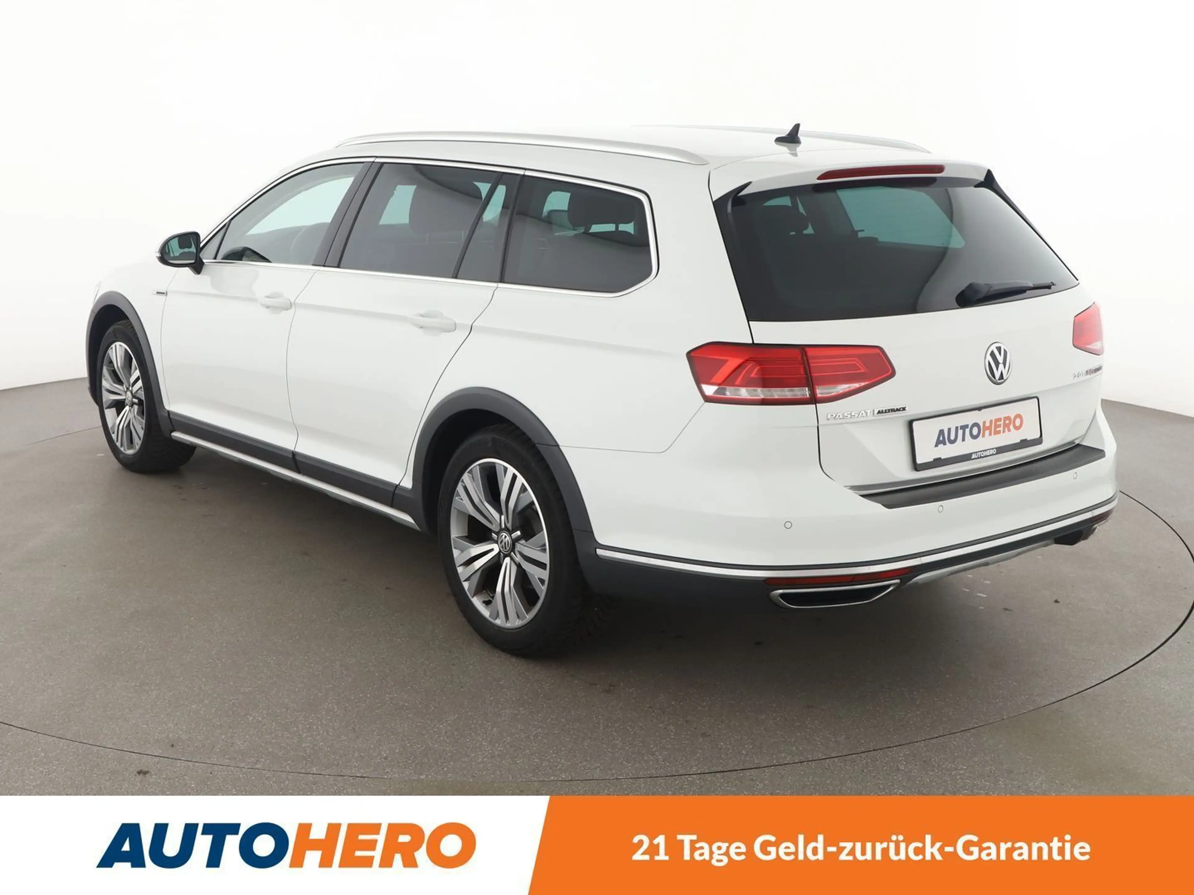 Volkswagen Passat Alltrack 2.0 TDI 4Motion BMT Aut.*LED*NAVI*ACC*CAM*PDC*SHZ* — photo 4