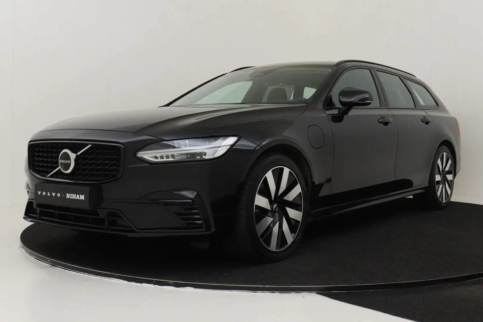 Volvo V90 T6 RECHARGE AWD ULTRA DARK -PANO.DAK|HARMAN/KARDON Noir - 1