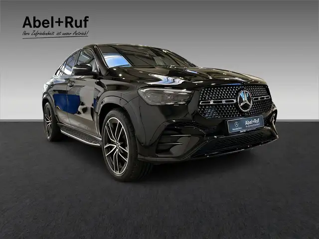 Mercedes-Benz 450 view 3