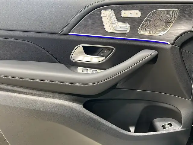 Mercedes-Benz 450 view 13
