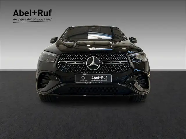 Mercedes-Benz 450 view 2