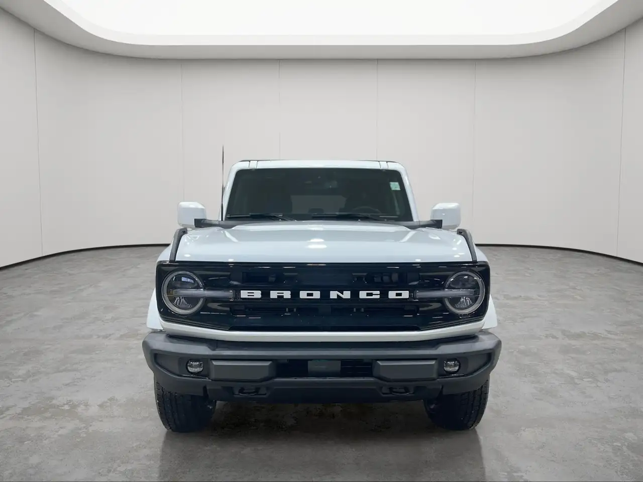 Ford Bronco снимка Ford Bronco