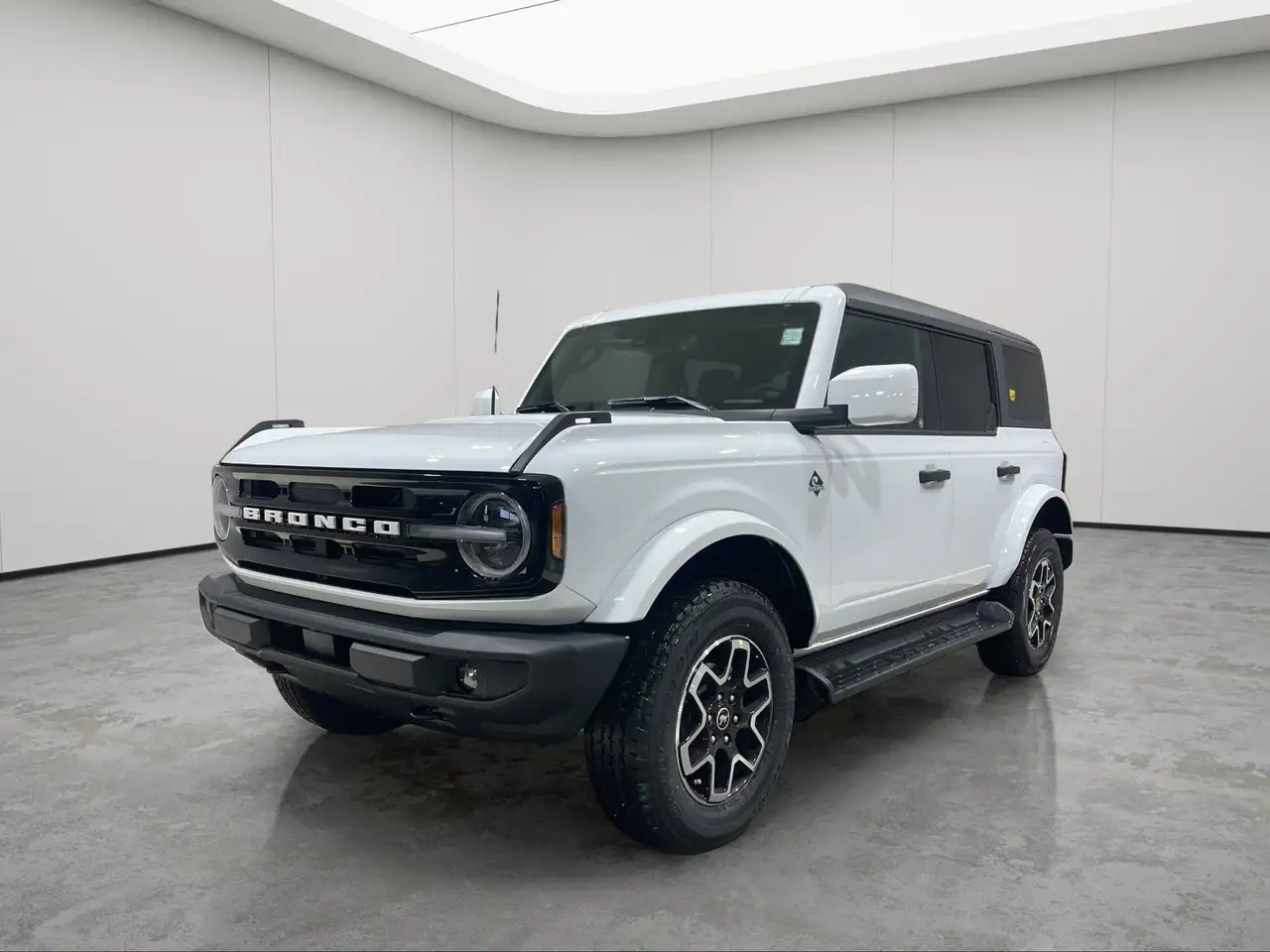 Ford Bronco снимка Ford Bronco