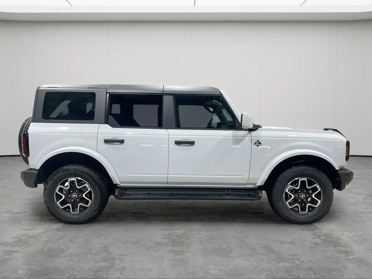 Ford Bronco снимка Ford Bronco
