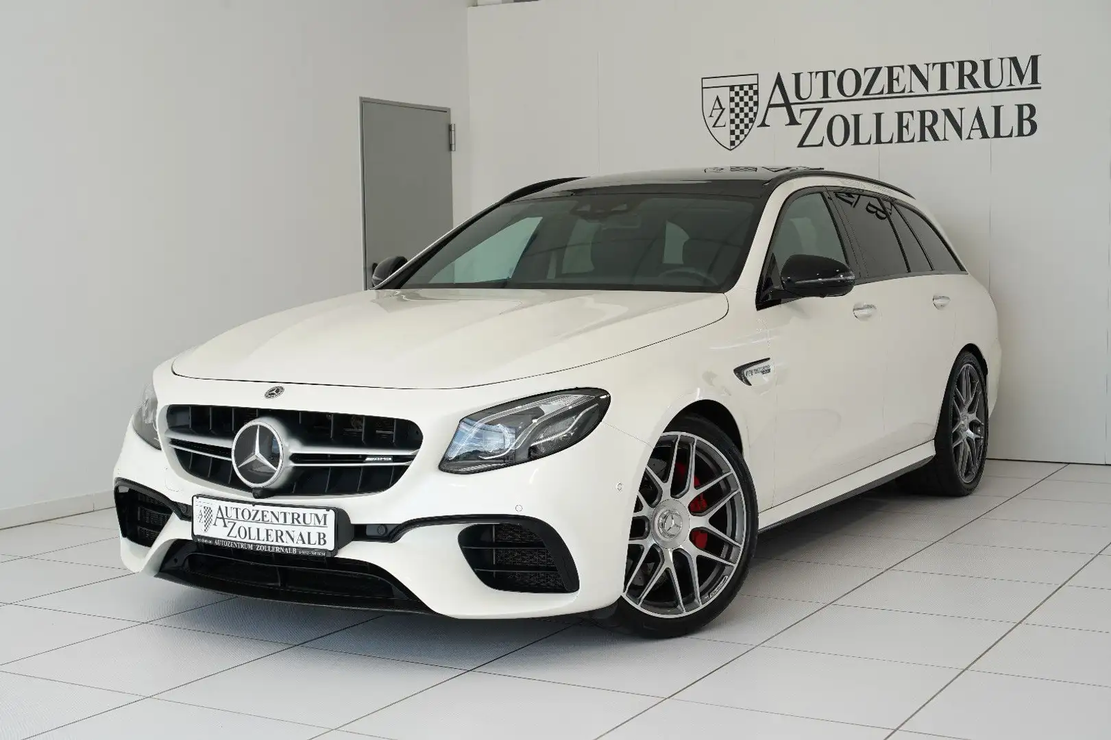 Mercedes-Benz E 63 AMG S T *CARBON*MASSAGE*PERF.AGA*BURM*VOLL* Blanc - 1