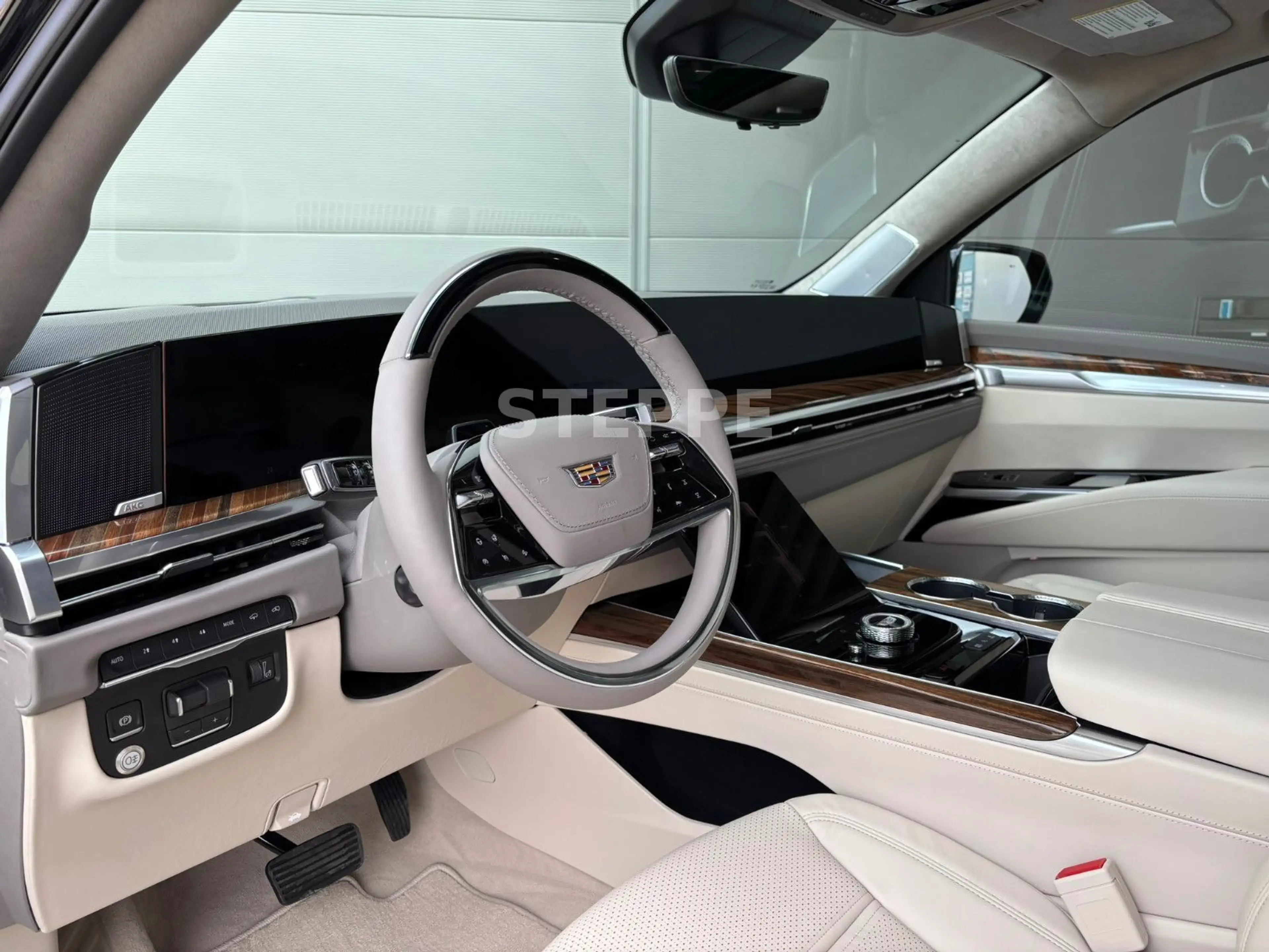 Cadillac Escalade FACELIFT MY26 6.2 V8 Platinum Luxury24" — photo 6