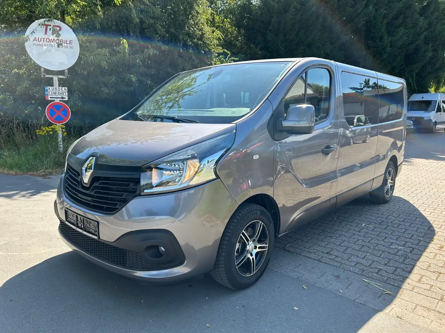 Renault Trafic Combi L2H1 2,9t  Expression Grau - 1