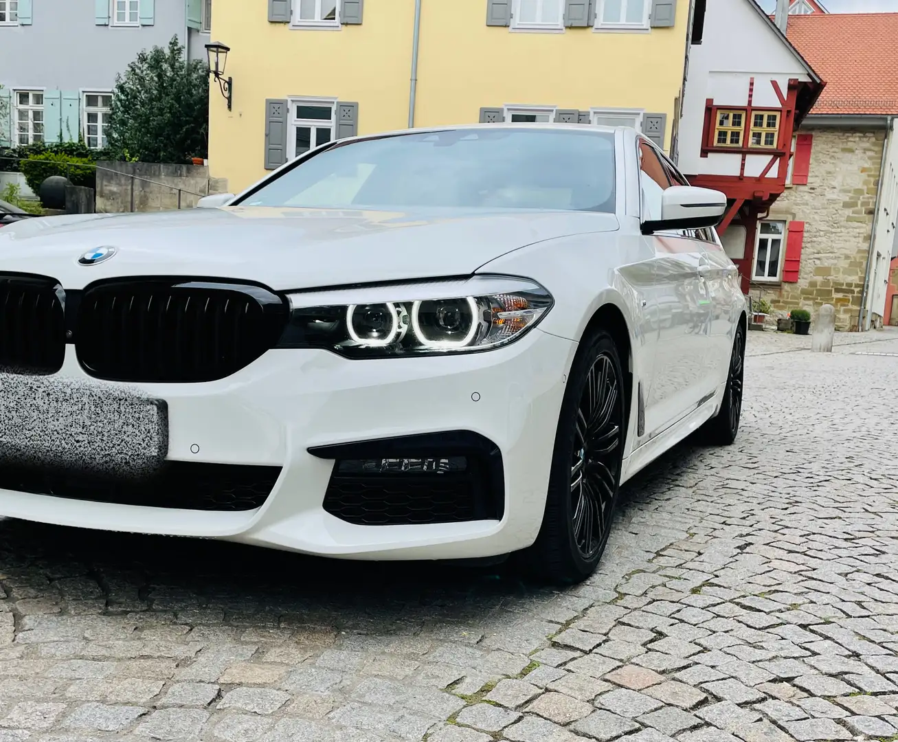 BMW 530 530d xDrive Sport-Aut.Matt Perlen Weiss Foliert - 1