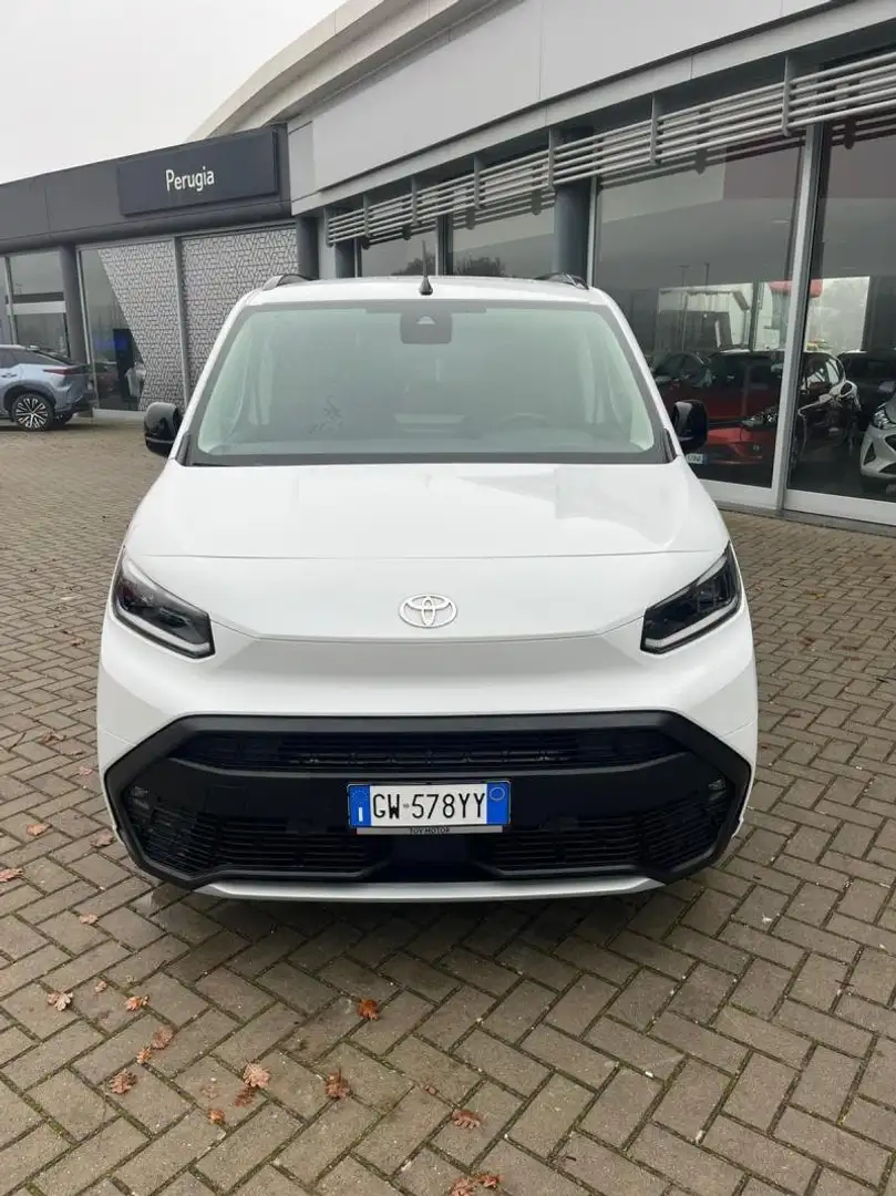 Toyota Proace City 1.5D 130 CV S&S L1 Executive Blanc - 2