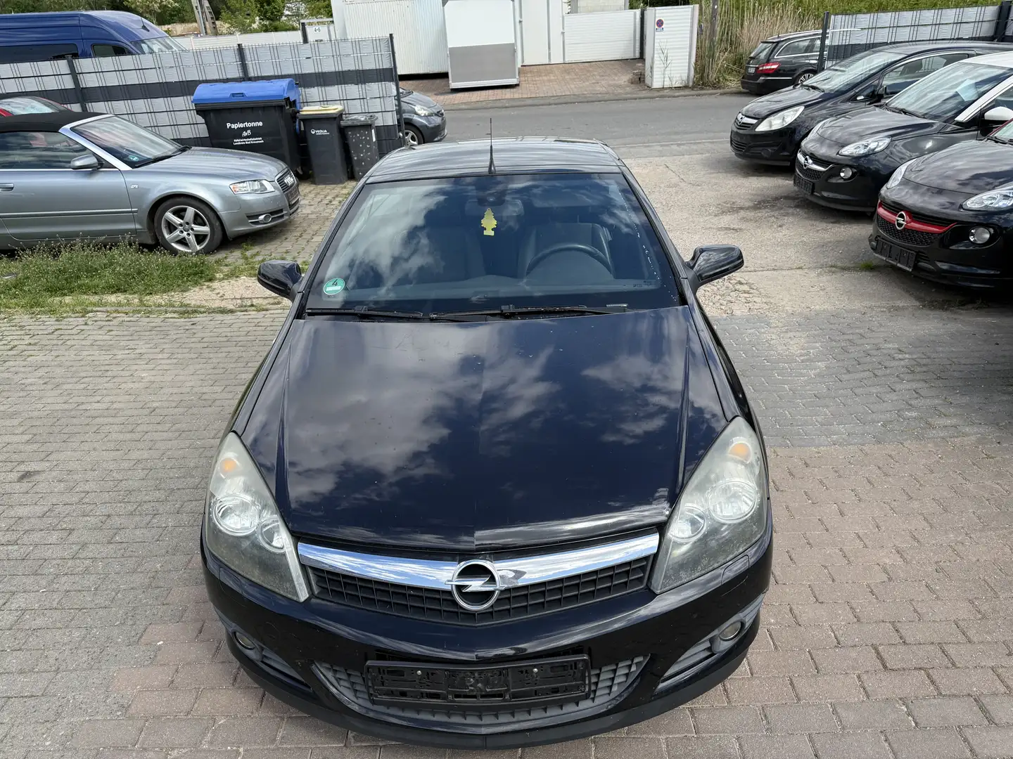 Opel Astra Cosmo Negro - 2