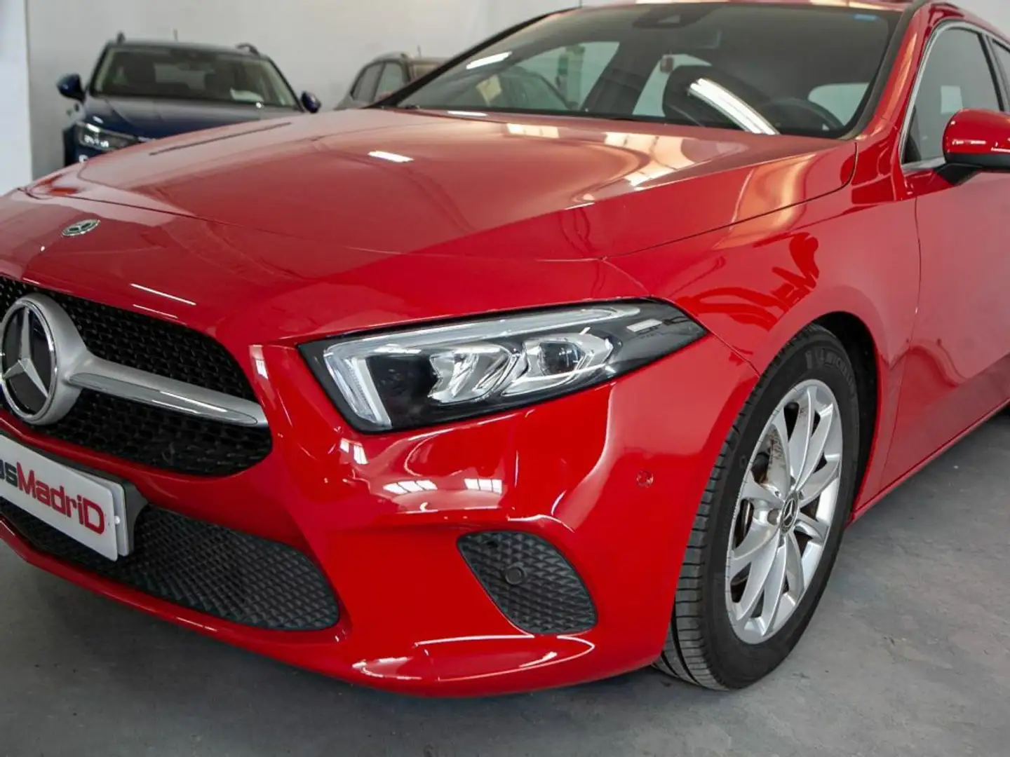 Mercedes-Benz A 200 d Rojo - 2