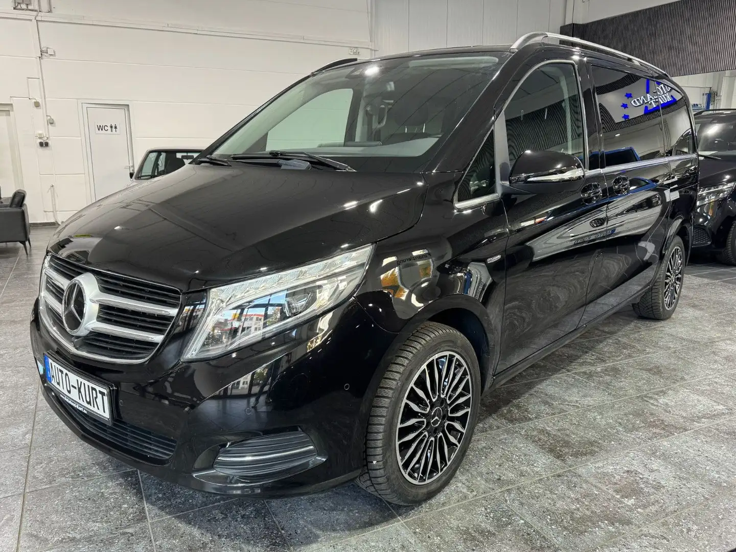 Mercedes-Benz V 250 CDI AVE*LED*Sthz*Leder*el.Sitze*Burmester Schwarz - 2