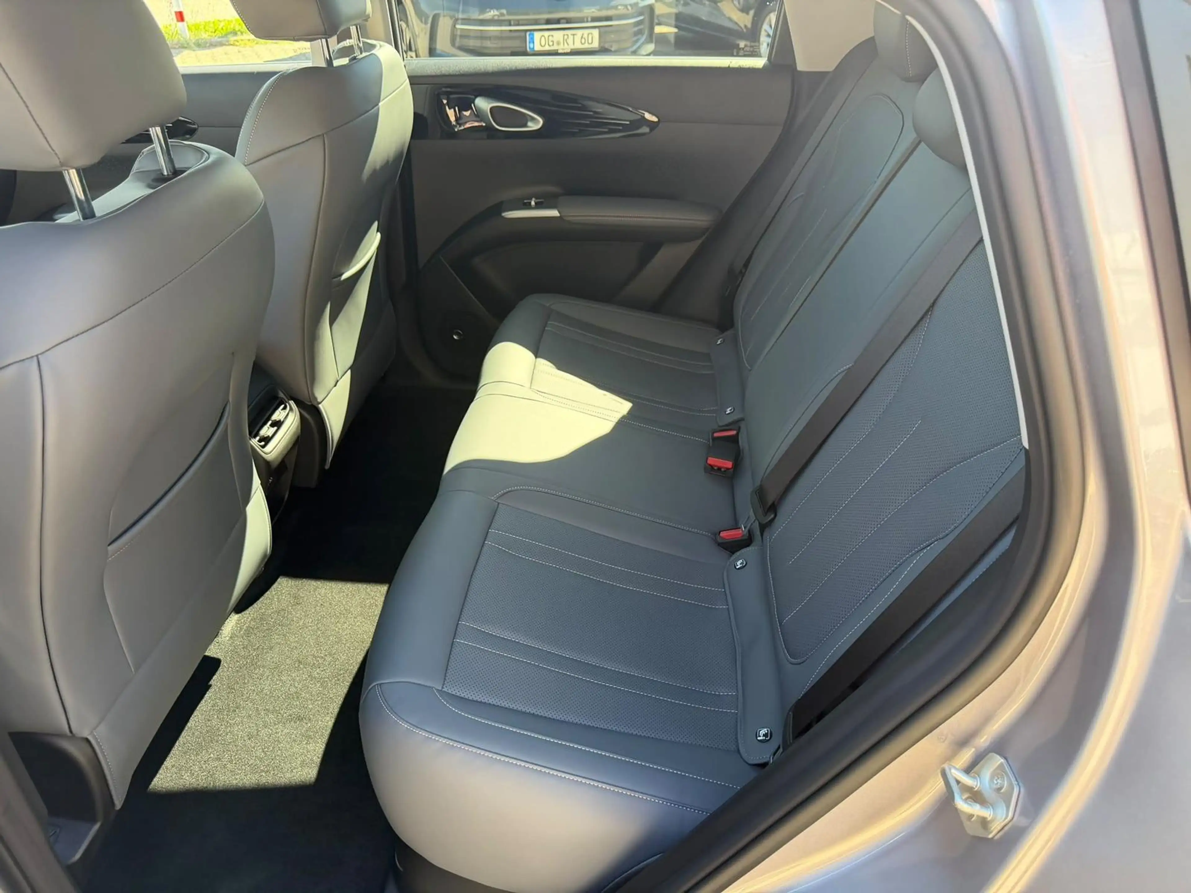 Geely Others 47,14 kwh MAX *LED*Kamera*ACC*Navi*PDC* — photo 13