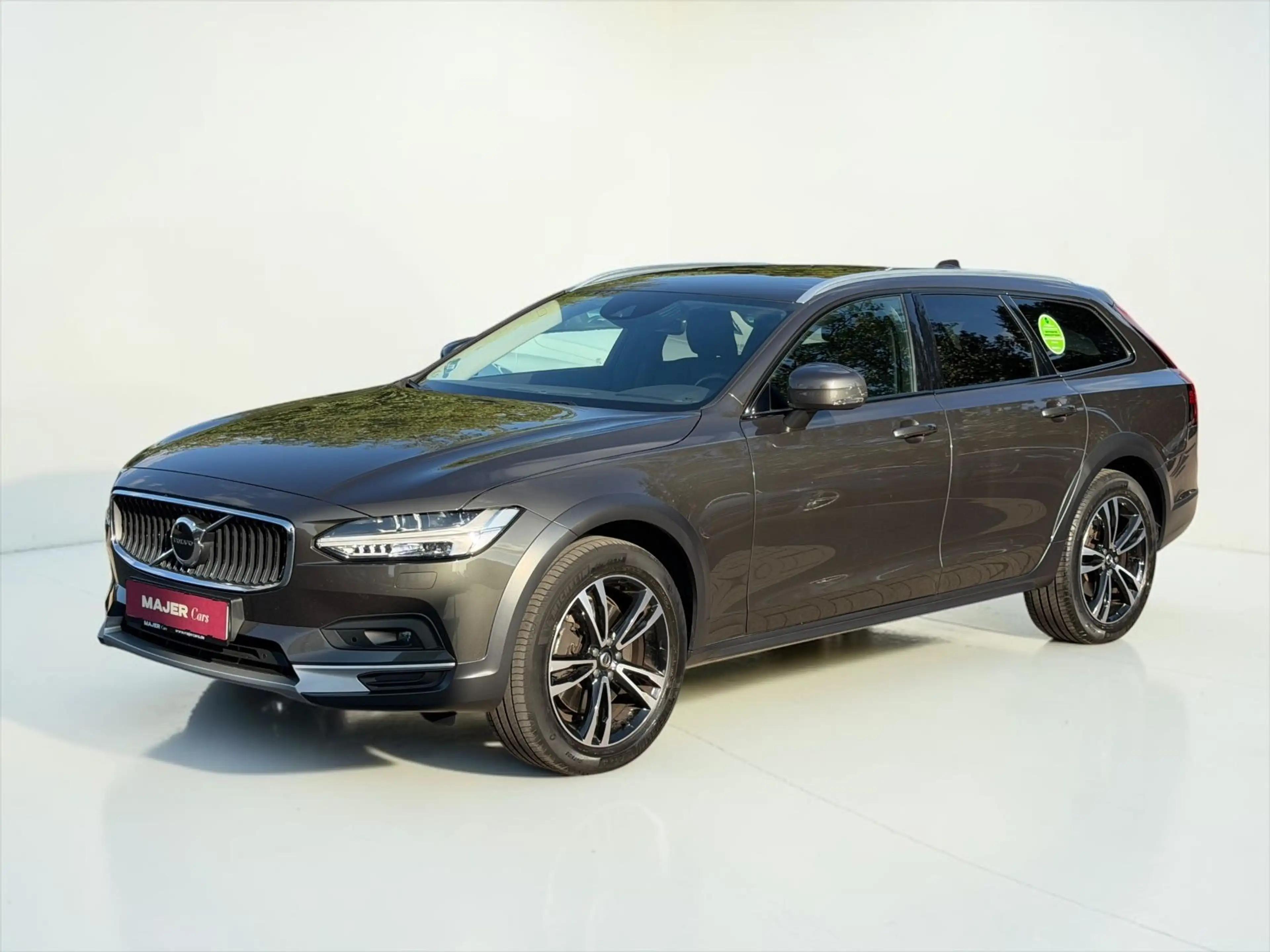 Volvo V90 Cross Country Pro AWD*H&K*ACC*LEDER*LED*AHK