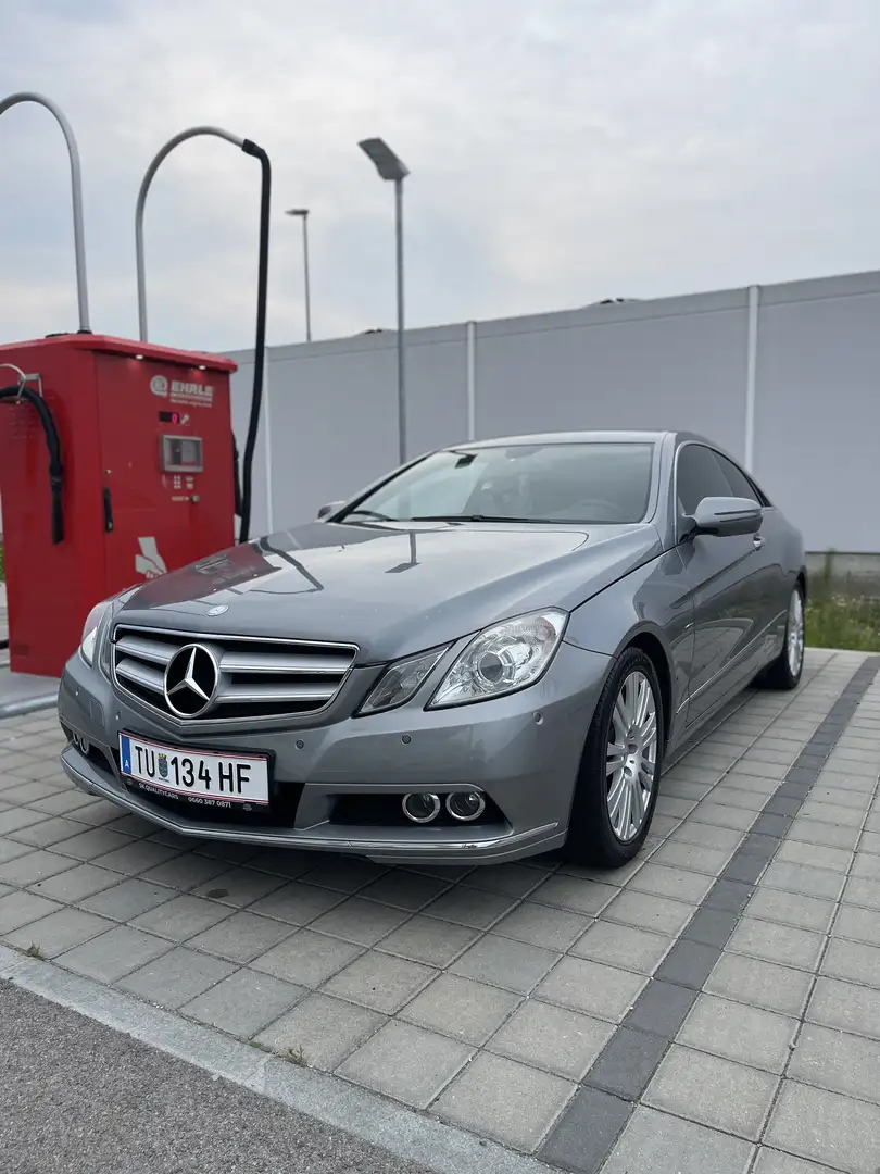 Mercedes-Benz E 250 CGI BlueEfficiency Aut. - 1